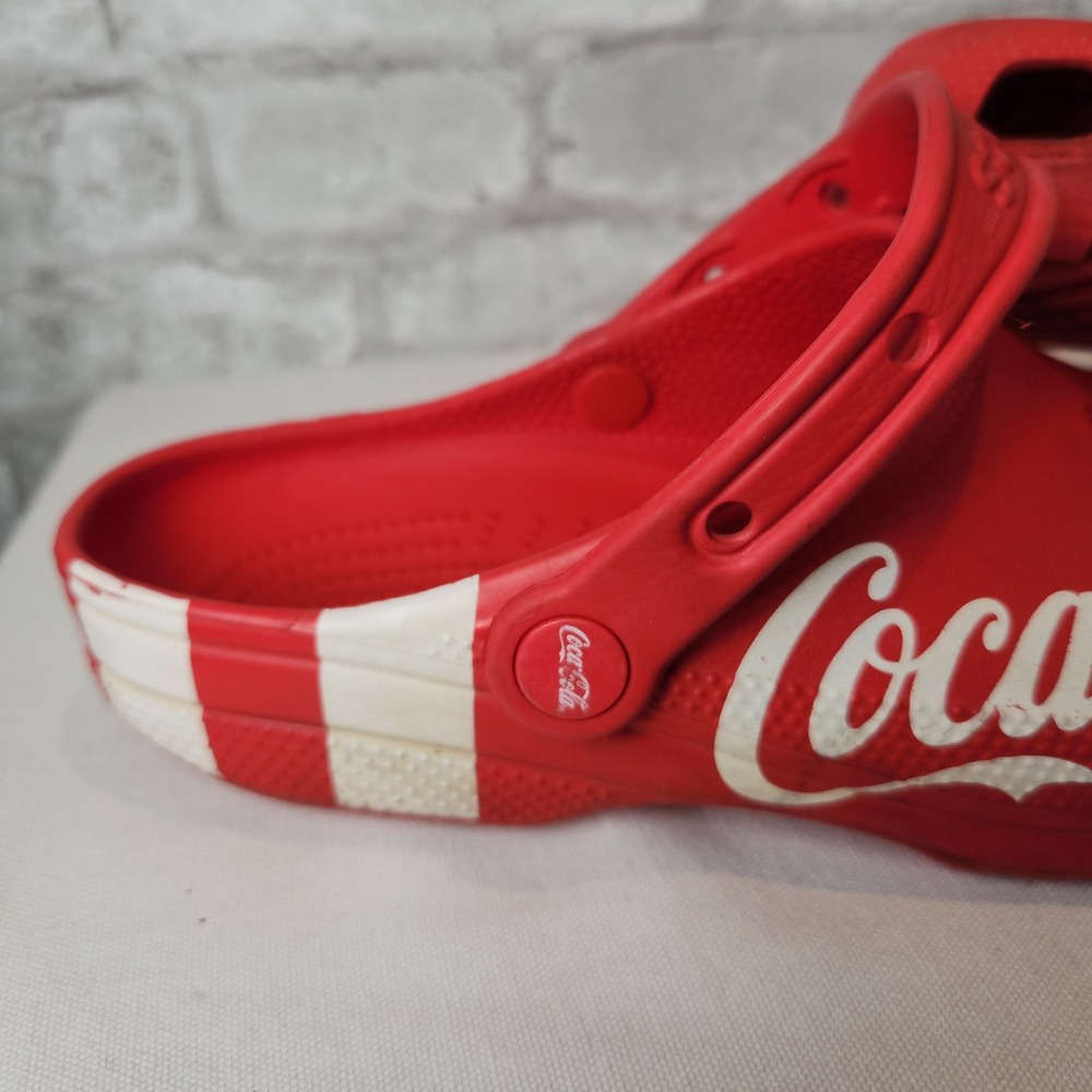 Crocs Clogs‎ Coca-Cola Classic Limited Edition Red White Casual Mens 8 Womens 10 - Picture 2 of 6